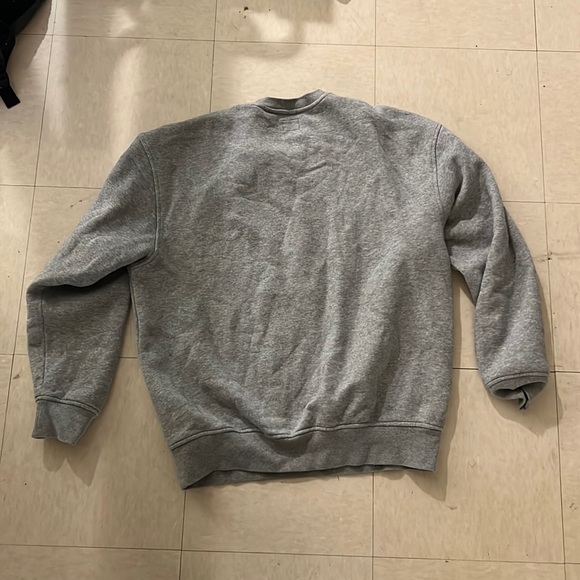 Free Levi’s crewneck - Picture 2 of 6